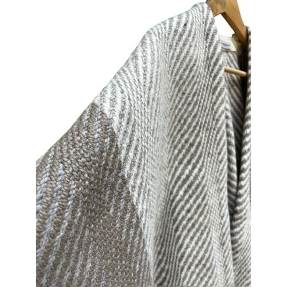 Churchill Handwoven Wool Fringe Wrap Poncho Shawl | Brown Grey *EUC* - Picture 6 of 16